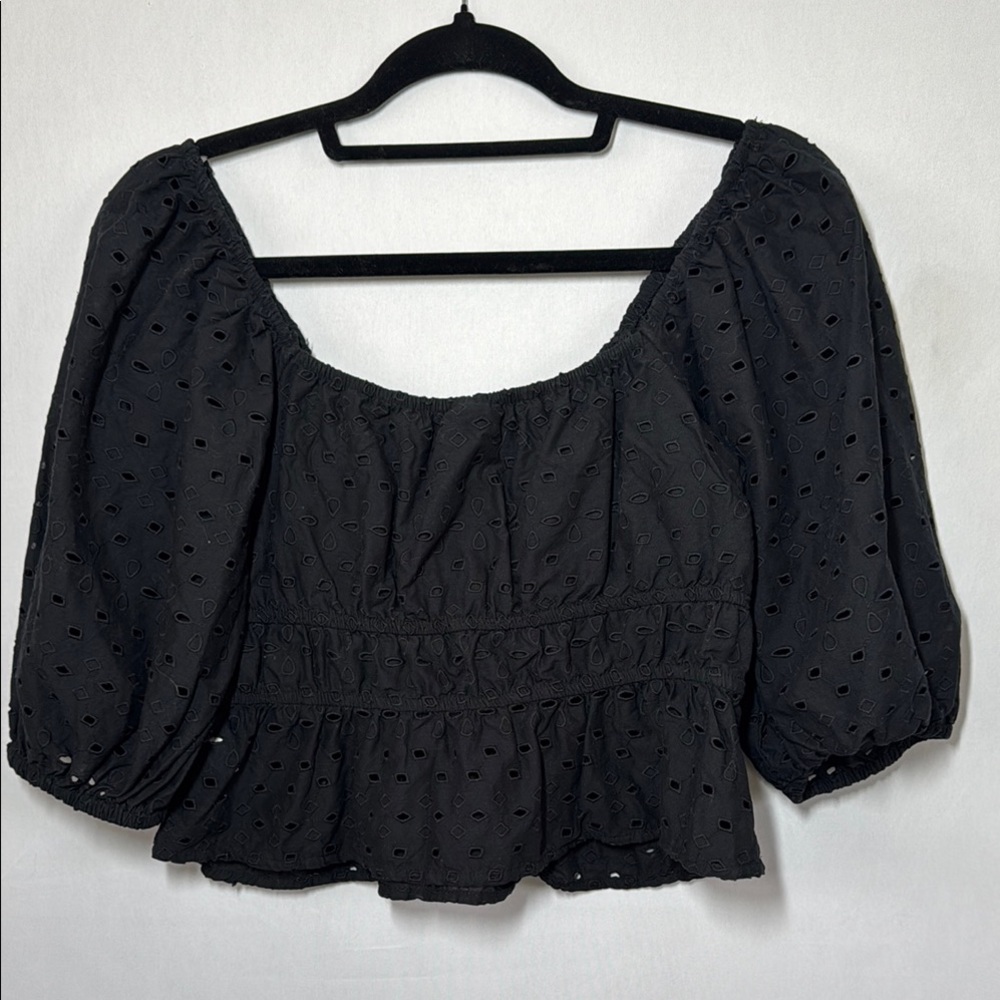 A New Day Black Eyelet Blouse Puff Sleeve Peplum Top Medium - Picture 3 of 3